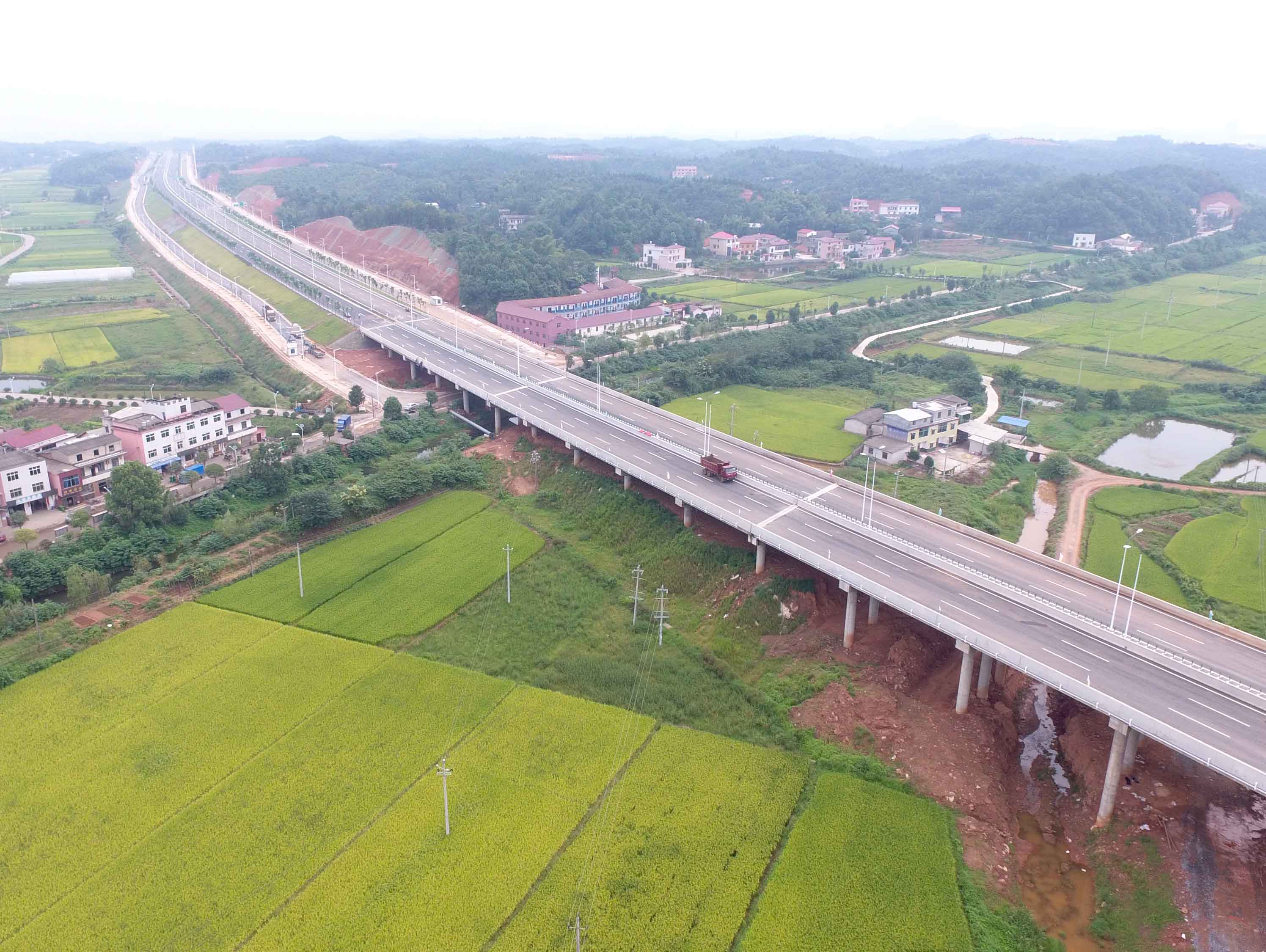 31.湖南株洲湘江大道一期工程.JPG